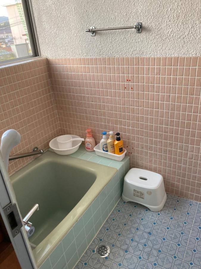 טקיאמה Guest House Hinode מראה חיצוני תמונה