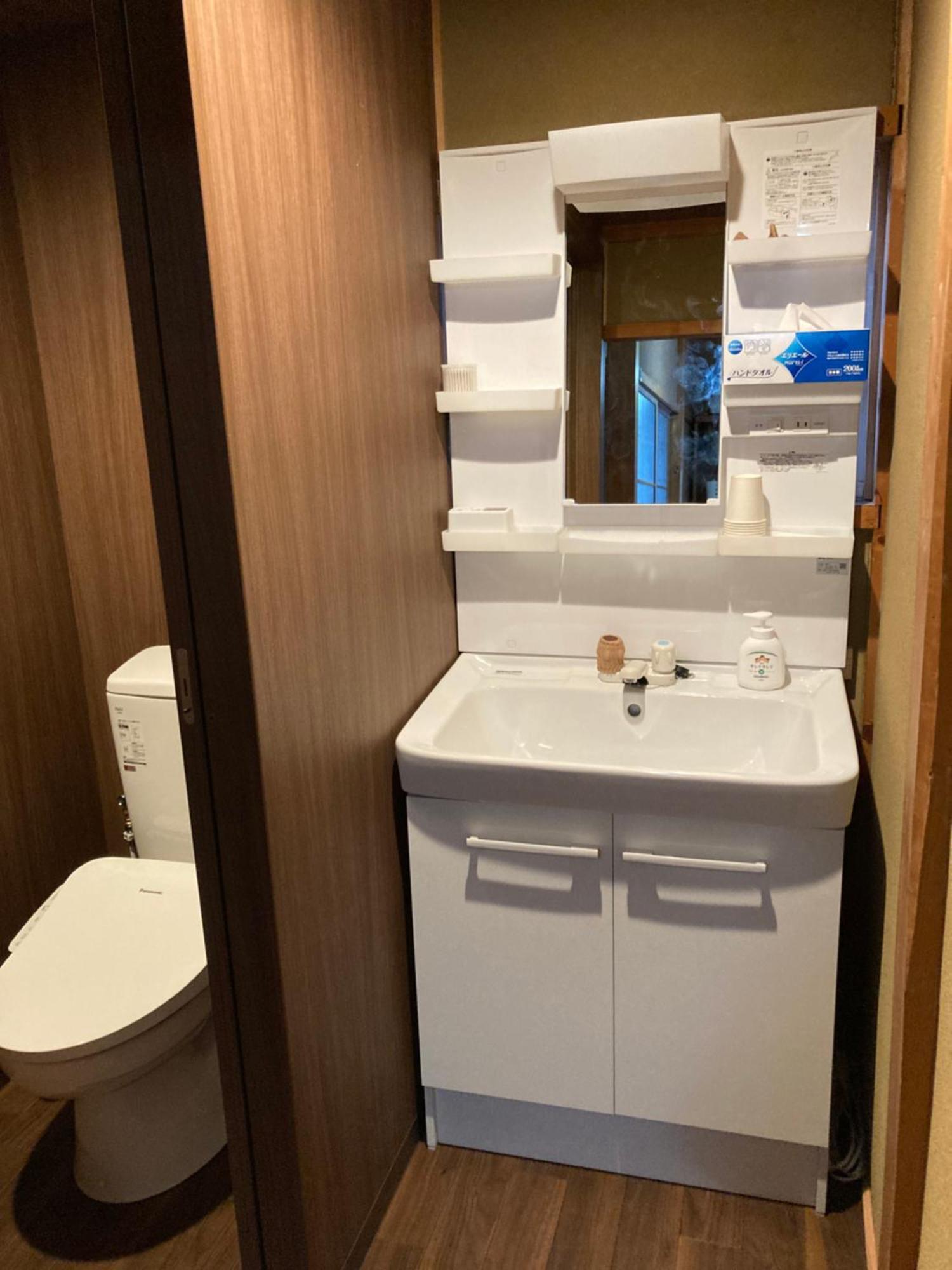 טקיאמה Guest House Hinode מראה חיצוני תמונה