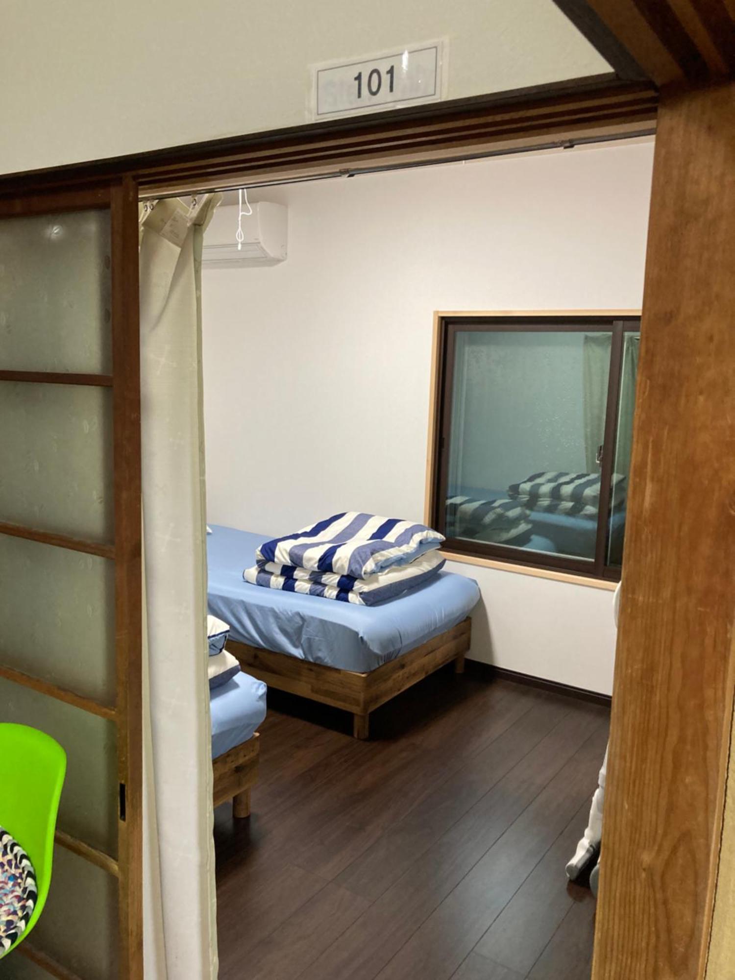טקיאמה Guest House Hinode מראה חיצוני תמונה